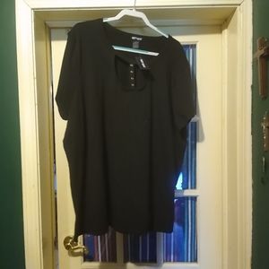 Hot topic size 4 NWT shirt